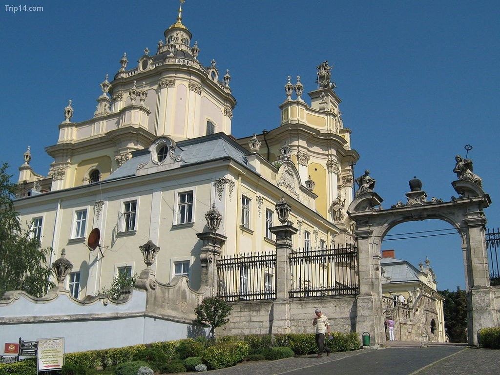 Nhà thờ St George's, Lviv