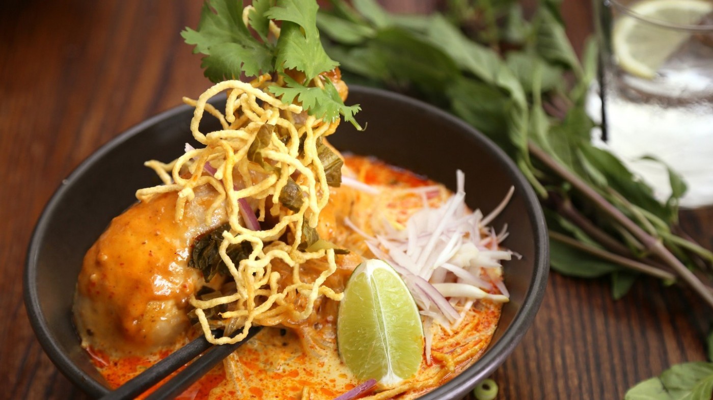15 quầy hàng thức ăn đường phố ngon nhất ở Chiang Mai