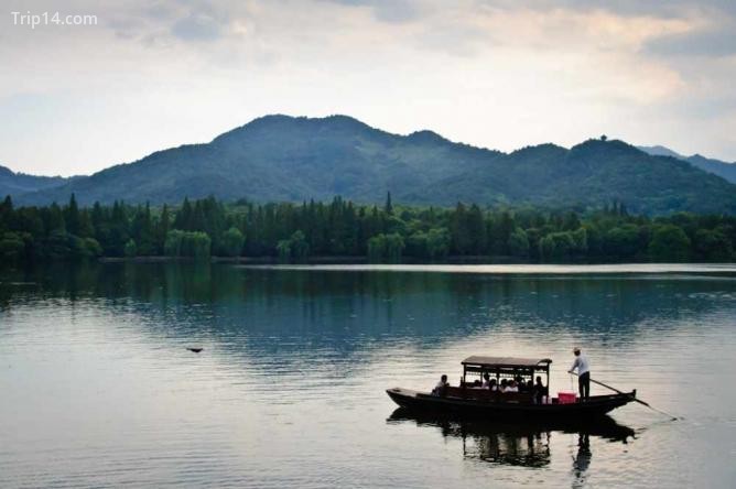 Hồ Tây, Trung Quốc © David Almeida / Flickr