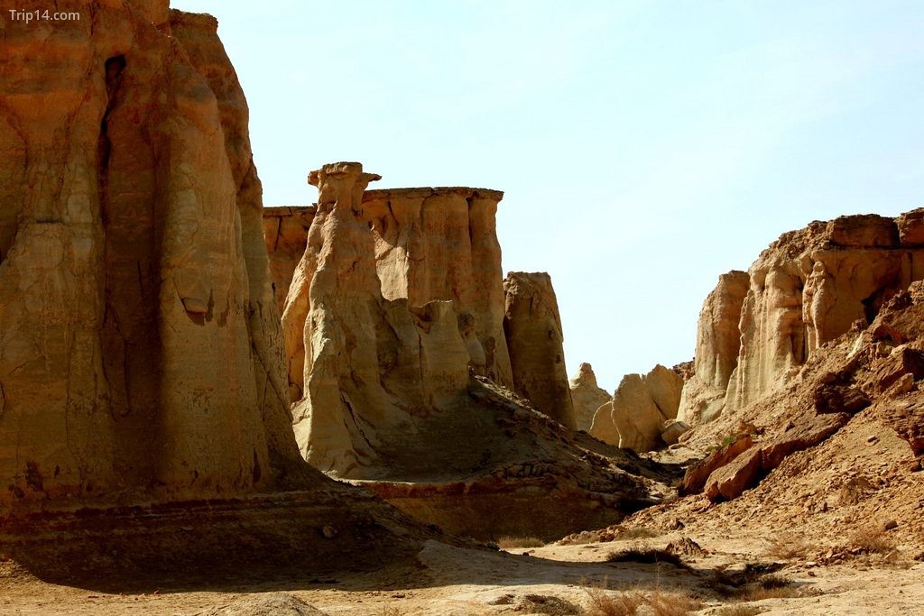Thung lũng của các vì sao là một trong những địa điểm bí ẩn ở Qeshm, Iran
