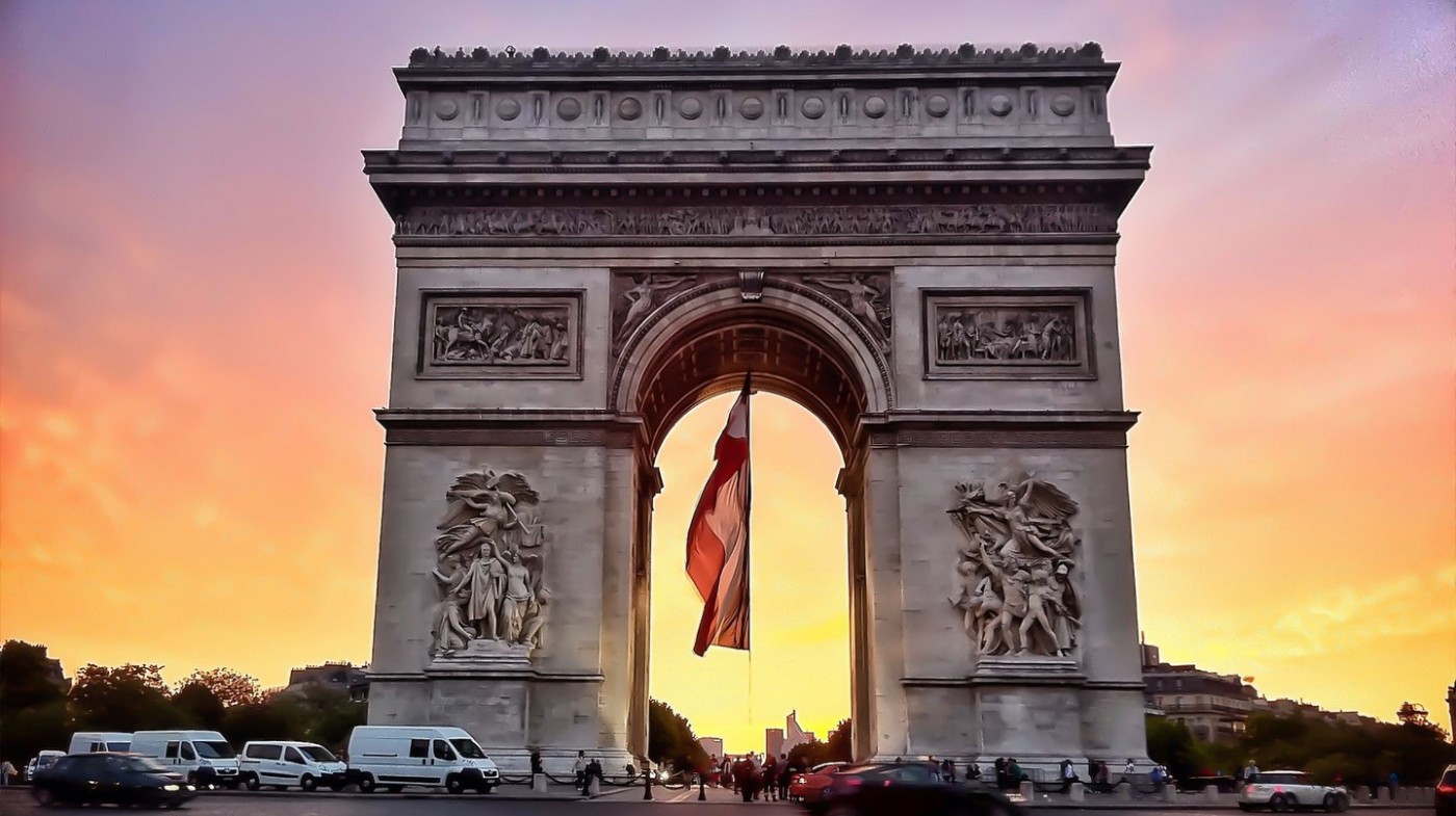 Khải Hoàn Môn Paris, ngày 14 tháng 7 năm 2011 © bNjphoto / Wikimedia Commons
