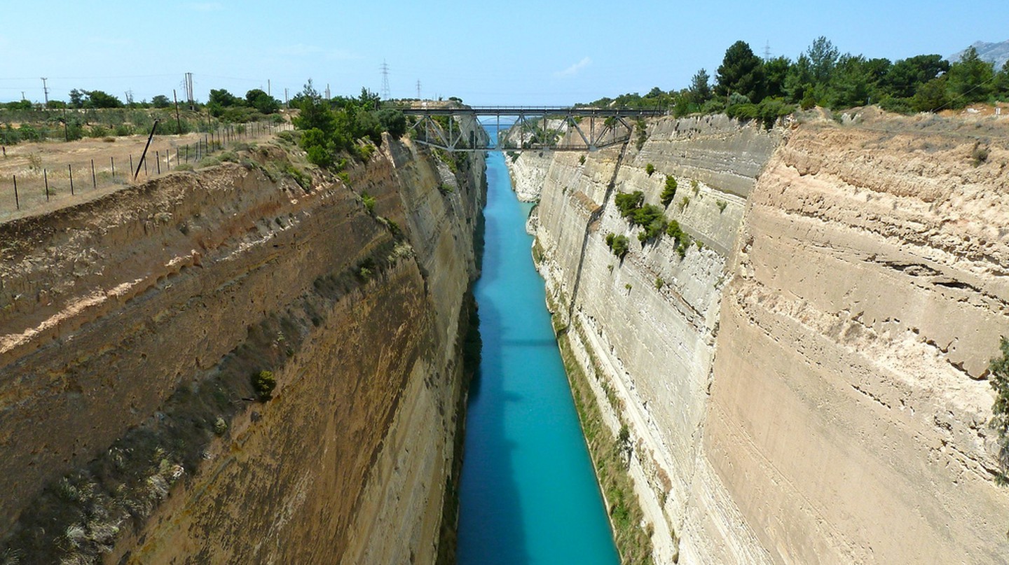 Tìm hiểu về lịch sử kênh đào Corinth