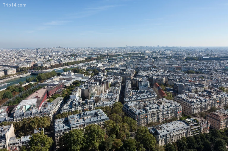 5 điểm du lịch nổi tiếng nên ghé thăm khi đến Paris - Ảnh 3