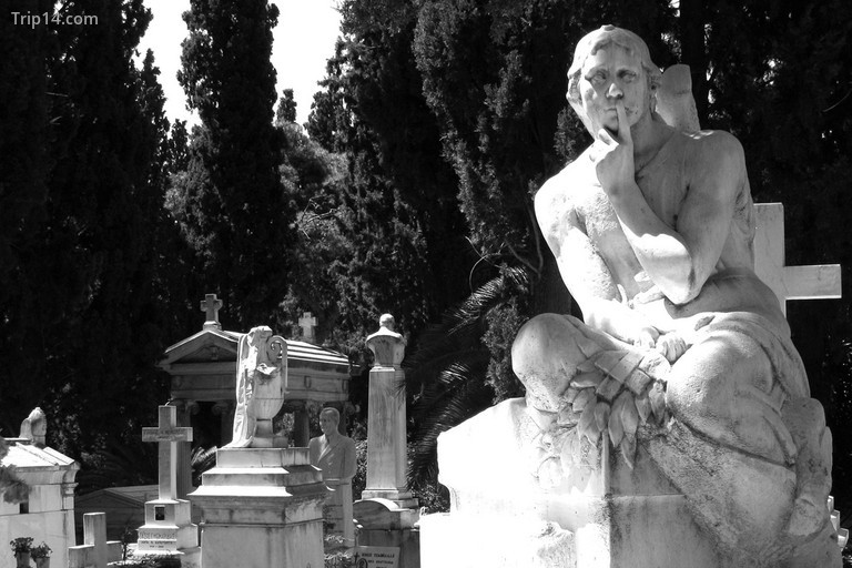 Nghĩa trang đầu tiên của Athens, Hy Lạp - Trip14.com