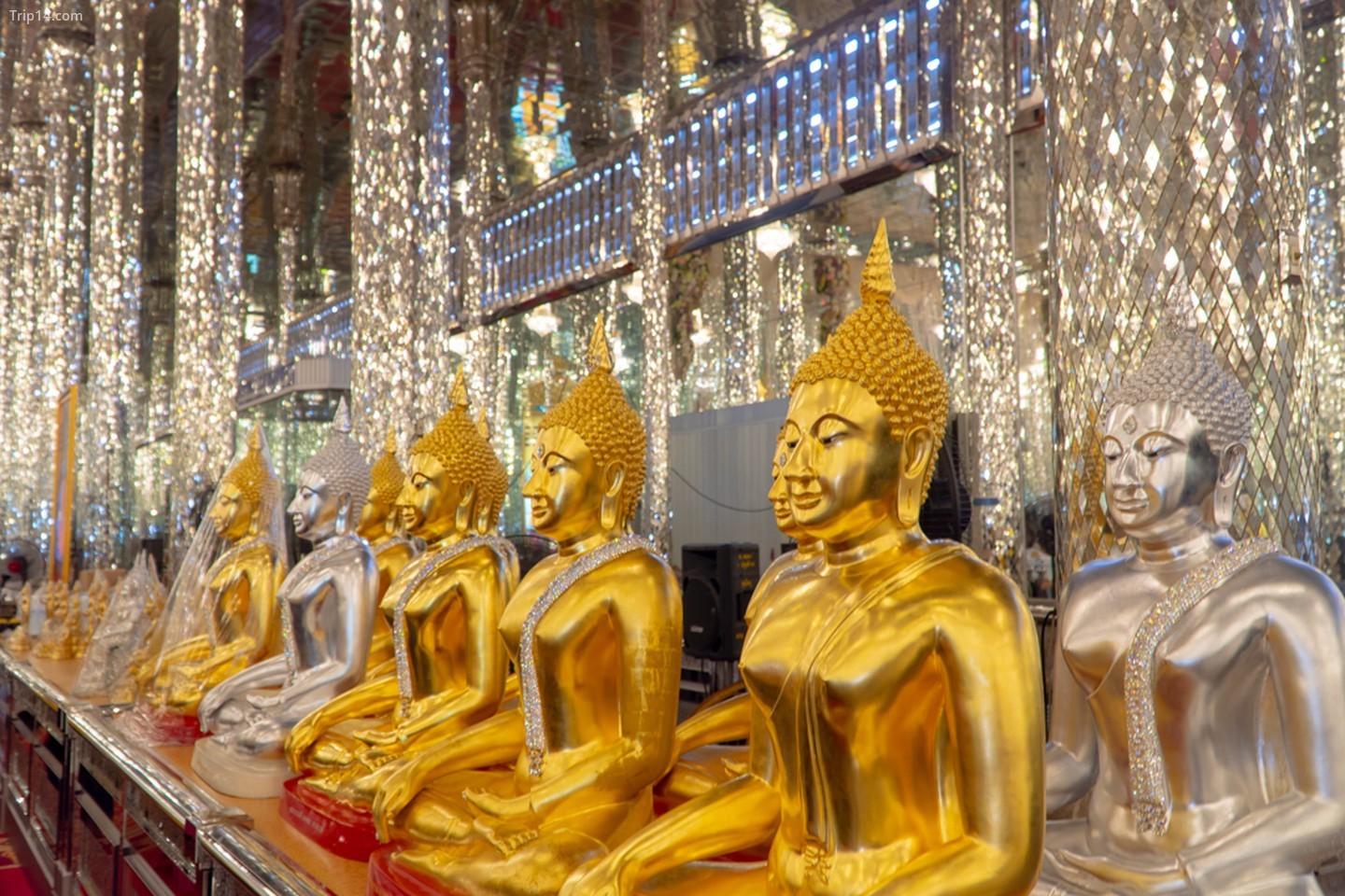 Thông tin thực tế khi đến thăm Wat Chantaram
