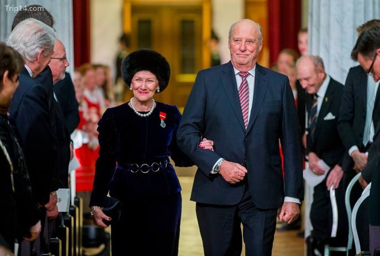Vua Harald và Nữ hoàng Sonja | © Vegard Wivestad Grøtt: NTB scanpix, Được phép của NRK - Trip14.com