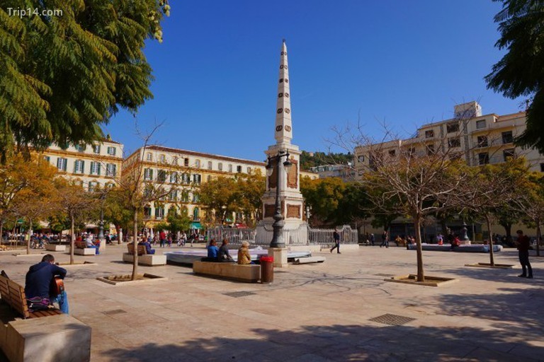 Plaza Merced, một trong những quảng trường đẹp nhất Malaga;  Encarni Novillo