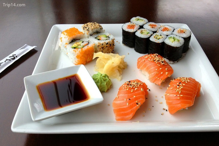 sashimi sushi - Trip14.com