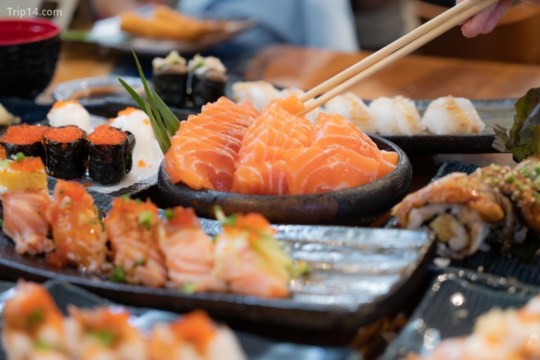 Tại các nhà hàng sushi cao cấp của Kyoto, sushi 'edomae' là một món rất ngon