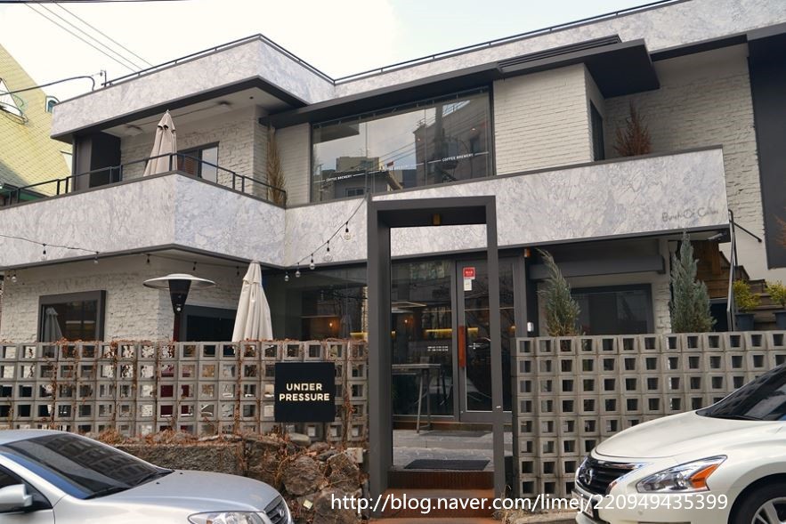 Ghé thăm các quán cafe ở Seoul - Ảnh 11