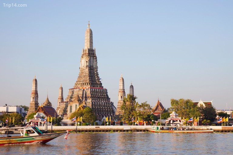 Wat Arun (Temple of Dawn) và sông Chao Phraya, Bangkok