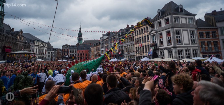 Lễ hội của Đức 'Ducasse hoặc' Doudou '| © David Taquin / Flickr - Trip14.com