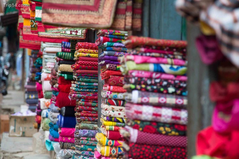 Bán vải tại chợ Asan