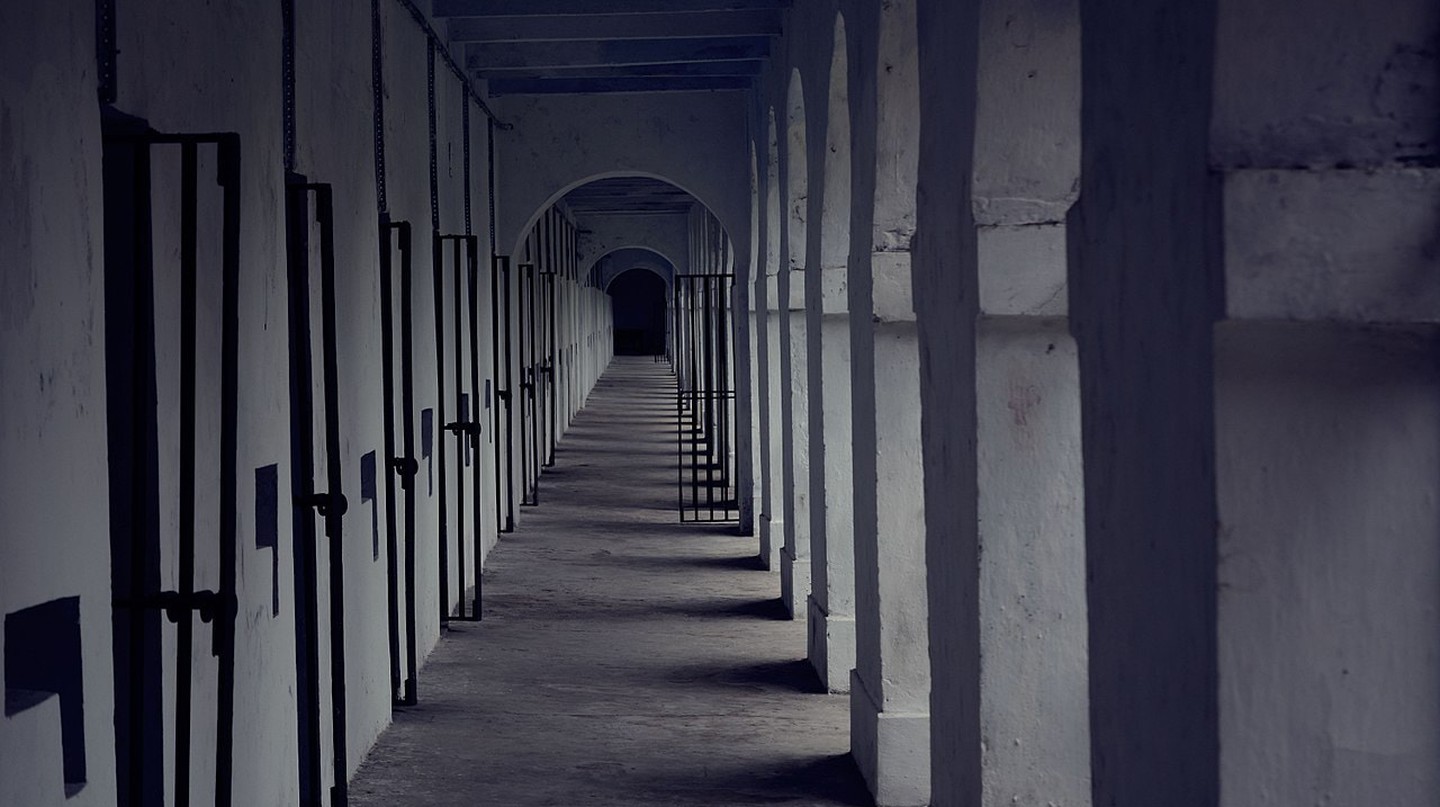 Hành lang tại Nhà tù di động khét tiếng ở Ấn Độ | © Vidit Goyal / Wiki Commons
