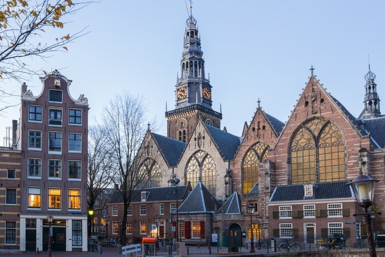 Oude Kerk ở Amsterdam, Hà Lan - Trip14.com