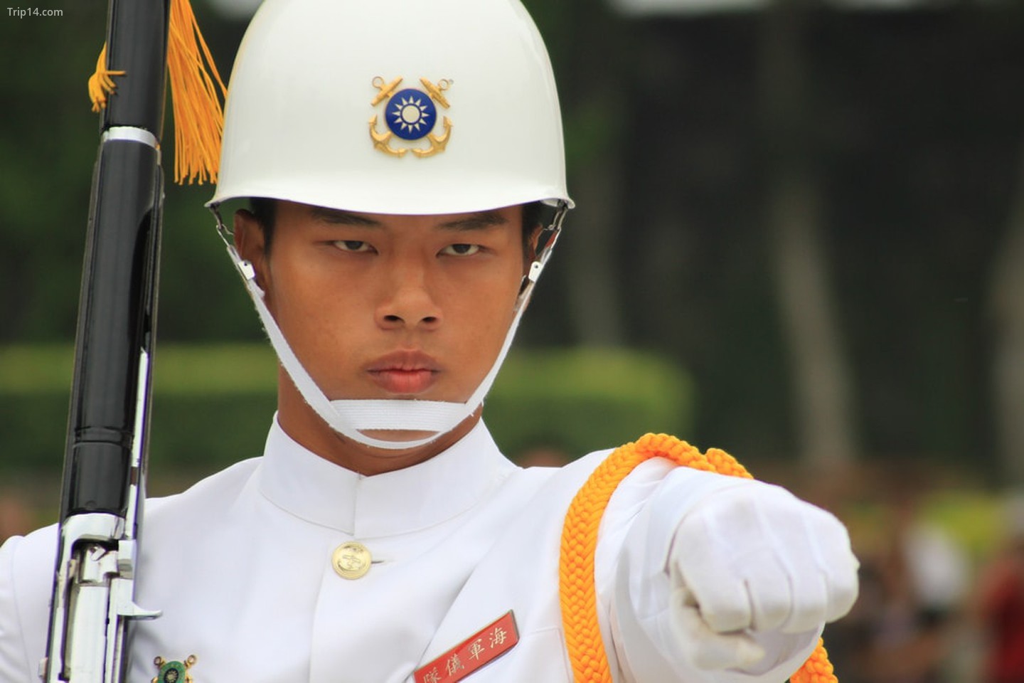  Người lính Đài Loan trong quân phục nghi lễ   |   