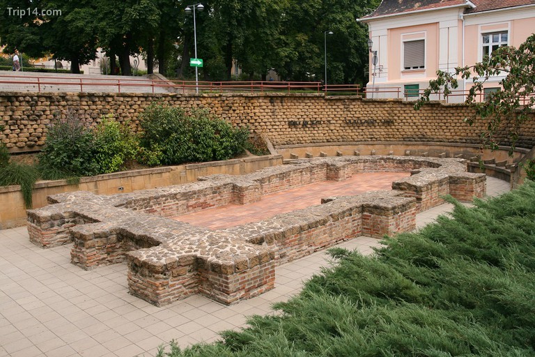 Pécs - Lăng Thiên chúa giáo sơ khai