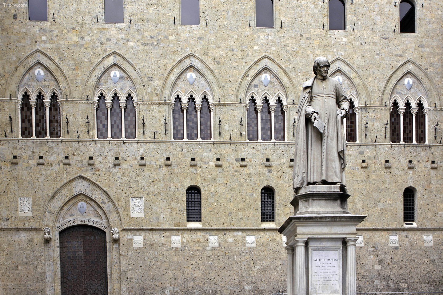 Banca Monte dei Paschi di Siena có từ năm 1472