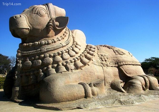 Lepakshi đá Nandi - Trip14.com