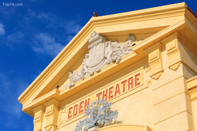 Anh em nhà Lumière đã chiếu phim của họ tại Nhà hát Eden 