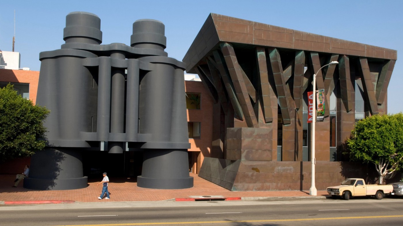 Những công trình kiến ​​trúc hậu hiện đại độc đáo của thành phố Los Angeles