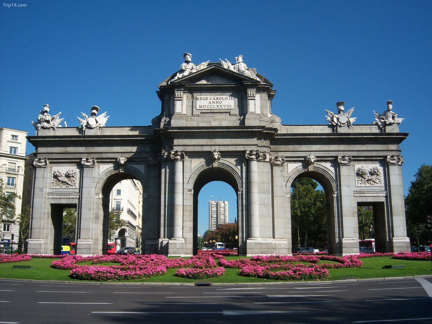  Puerta de Alcalá   |   