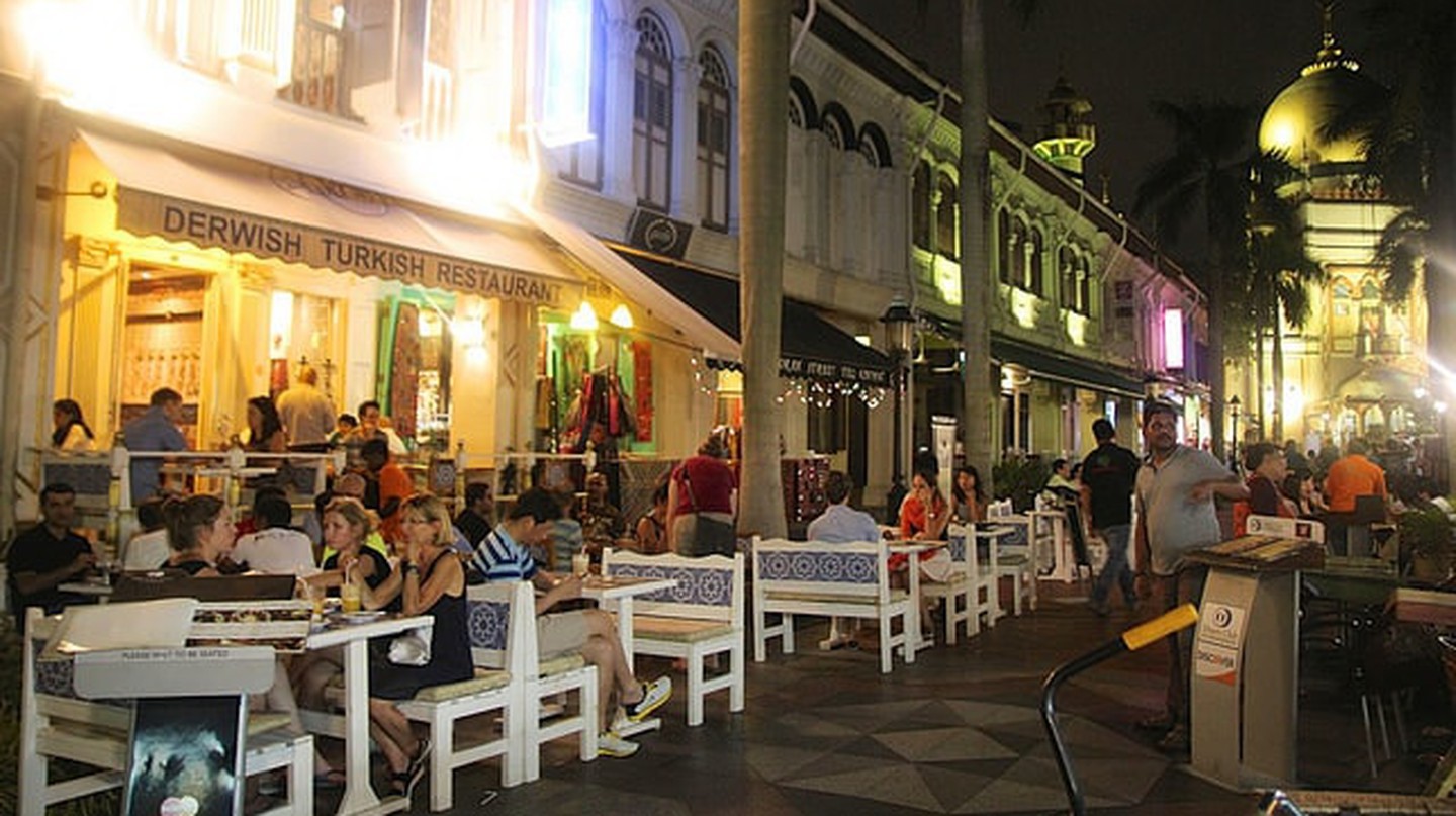 Khám phá những khu phố dành cho người yêu ẩm thực ở Singapore