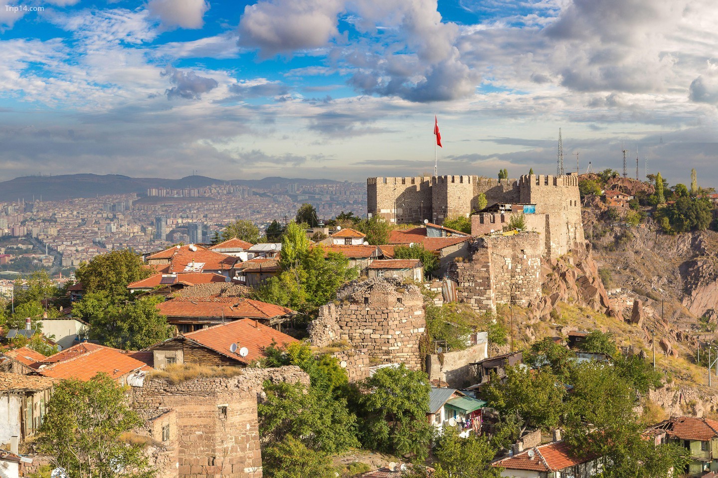 Tham quan Lâu đài Ankara và Hamamönü