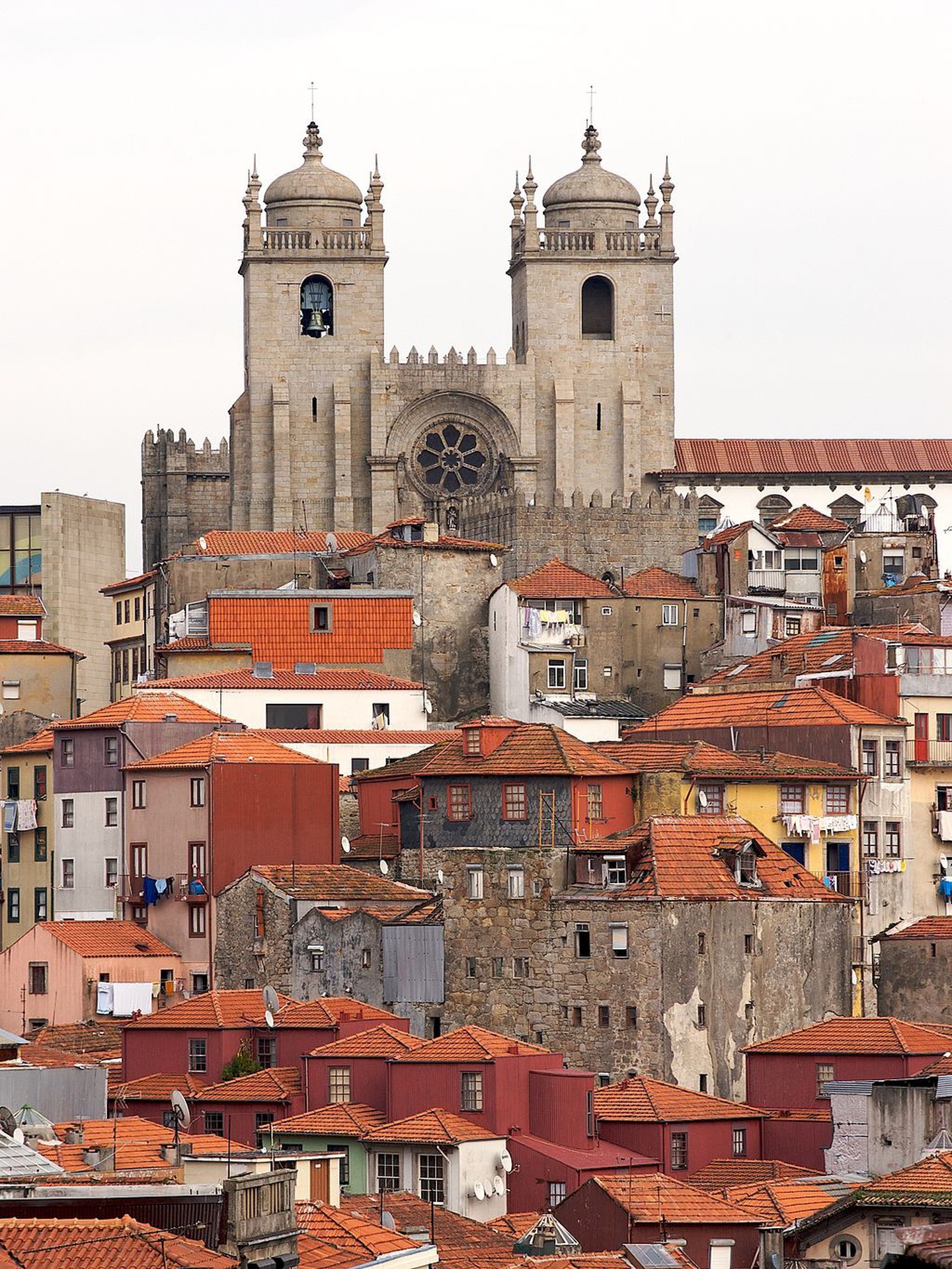 Quảng trường Nhà thờ Porto (Sé)