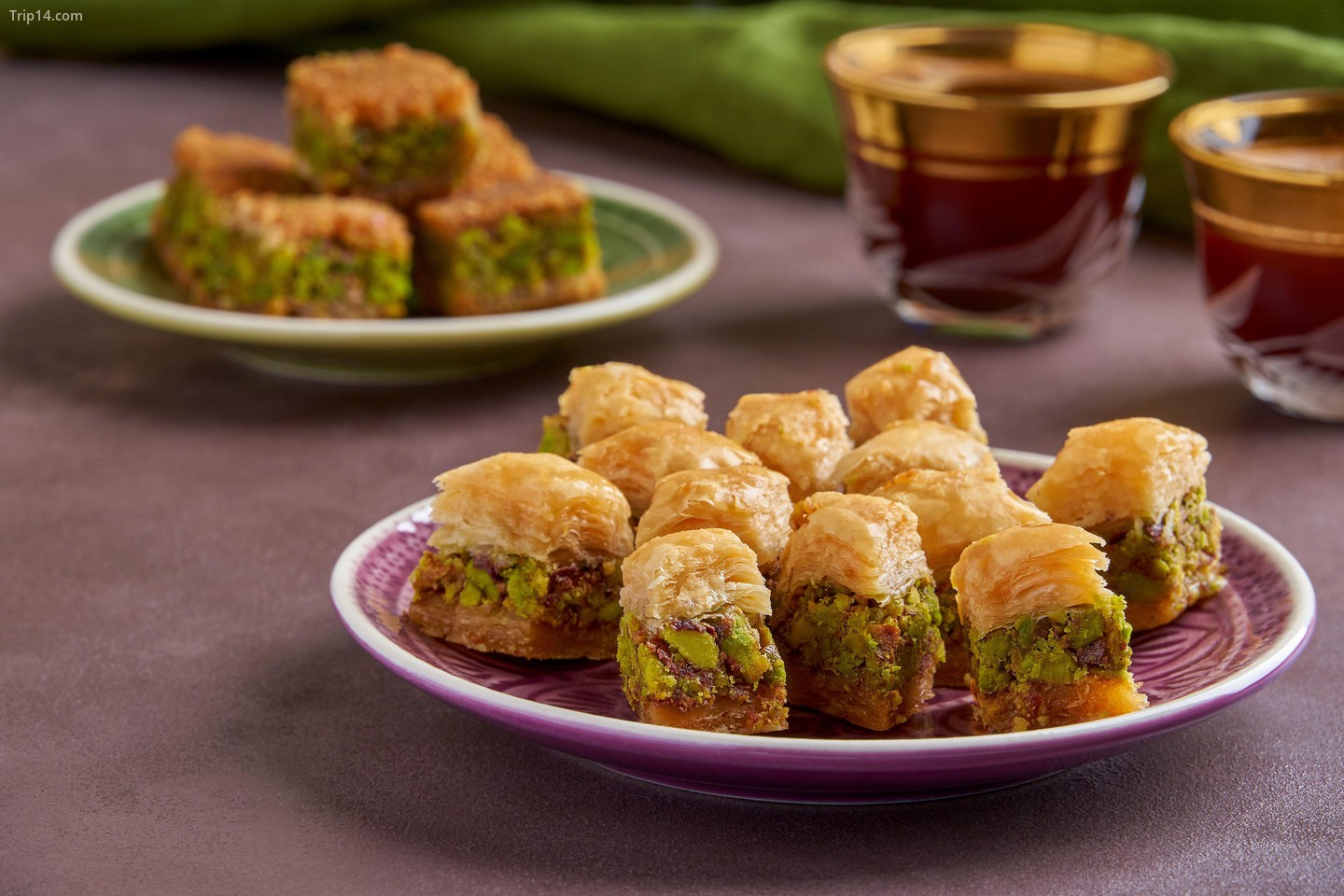 Ăn baklava tại Baklavacı Hacıbaba