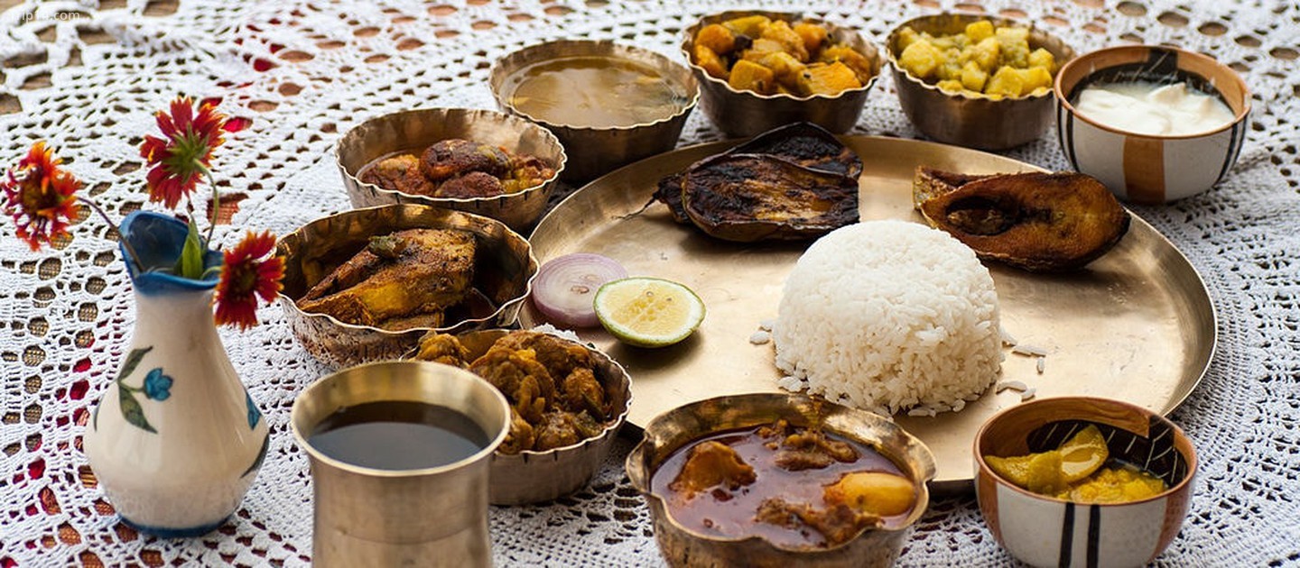 Tiếng Bengali Thali