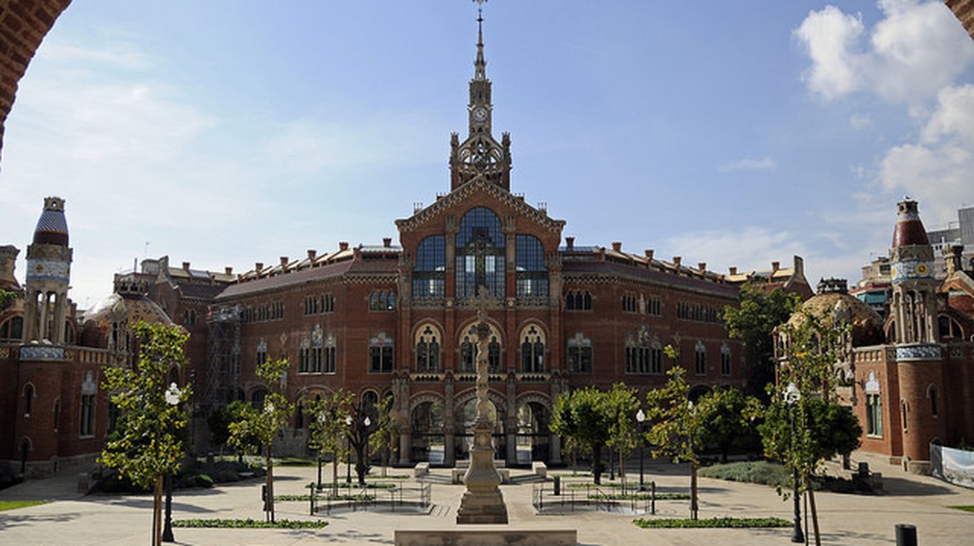 Top 10 di tích lịch sử ở thành phố Barcelona