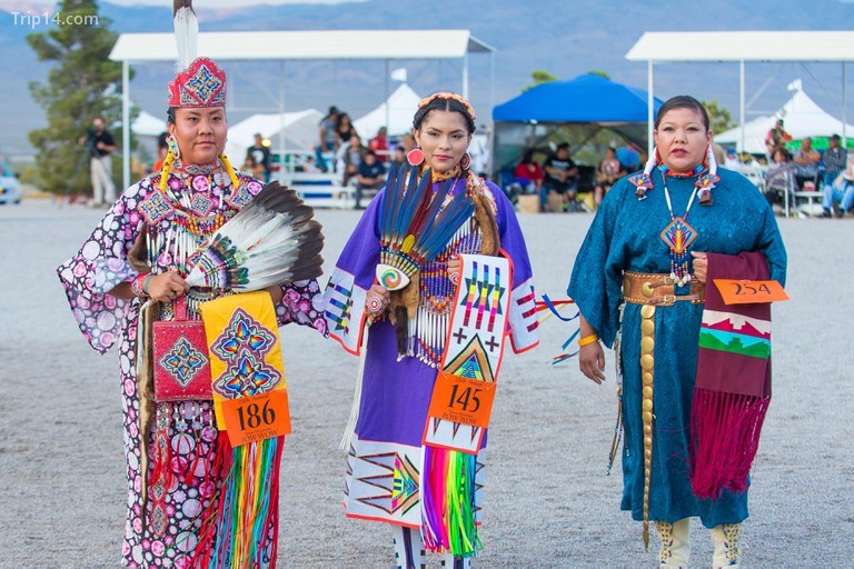 Phụ nữ người Mỹ bản địa tham gia cuộc đua thường niên lần thứ 25 tại thành phố Las Vegas - Trip14.com