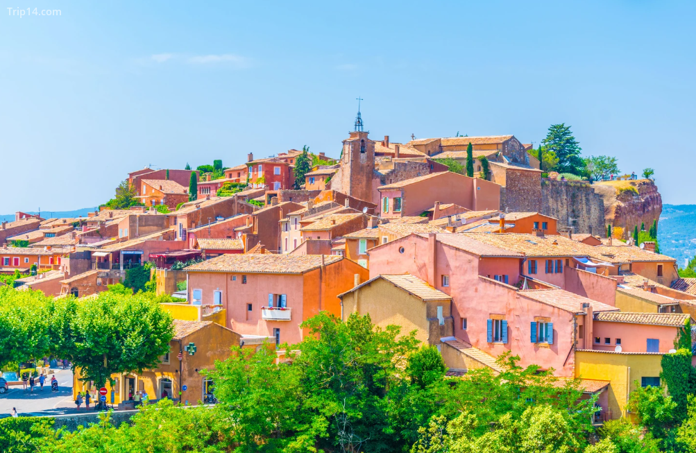 Những thị trấn đẹp nhất ở Provence, Pháp - Ảnh 9