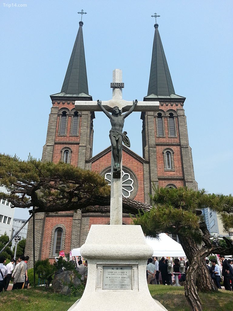 Top 10 địa điểm tôn giáo đẹp nhất của Hàn Quốc - Ảnh 2