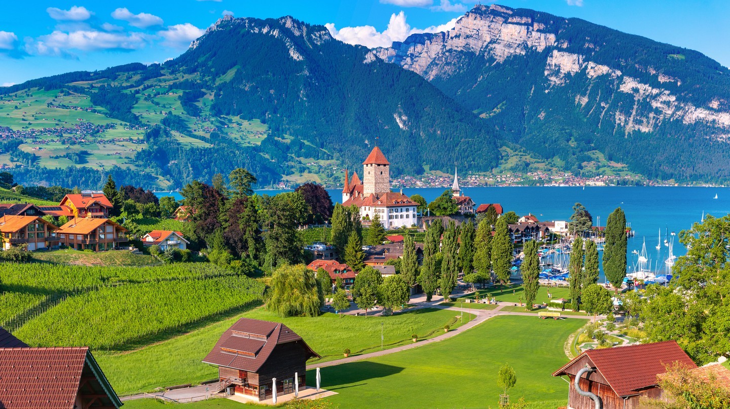10 ngôi làng đẹp nhất ở Thụy Sĩ