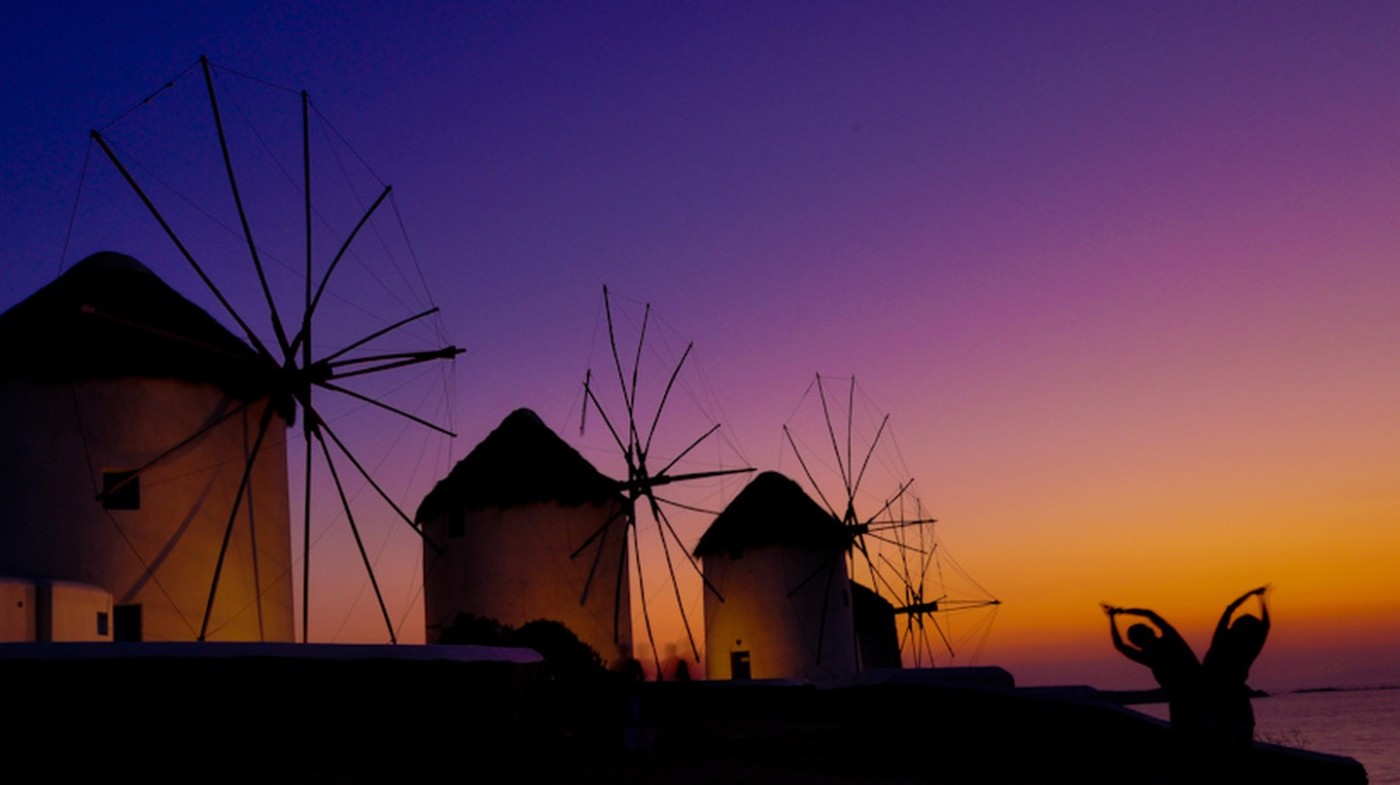 Cối xay gió ở đảo Mykonos, Hy Lạp | © Hassan Rafeek