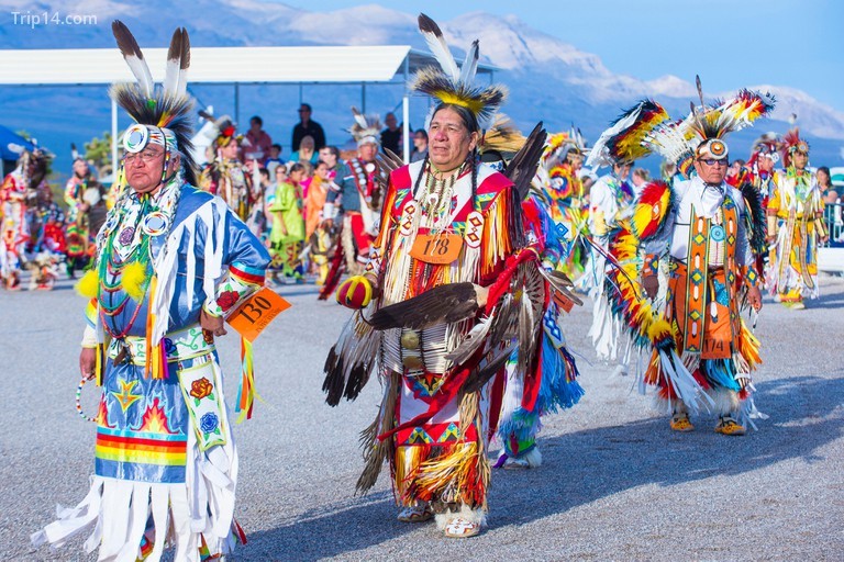 Những người đàn ông bản địa Mỹ tham gia tại Hội nghị thường niên lần thứ 25 tại thành phố Las Vegas - Trip14.com