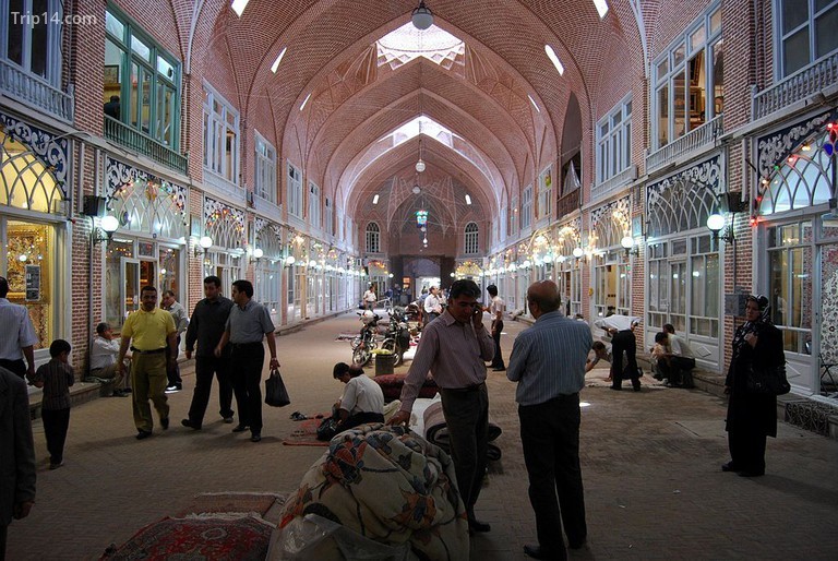Chợ Tabriz là một trong những khu chợ lâu đời nhất trong khu vực 