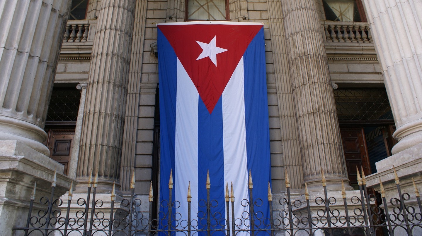 Quốc kỳ Cuba | © lloydbyron / Pixabay