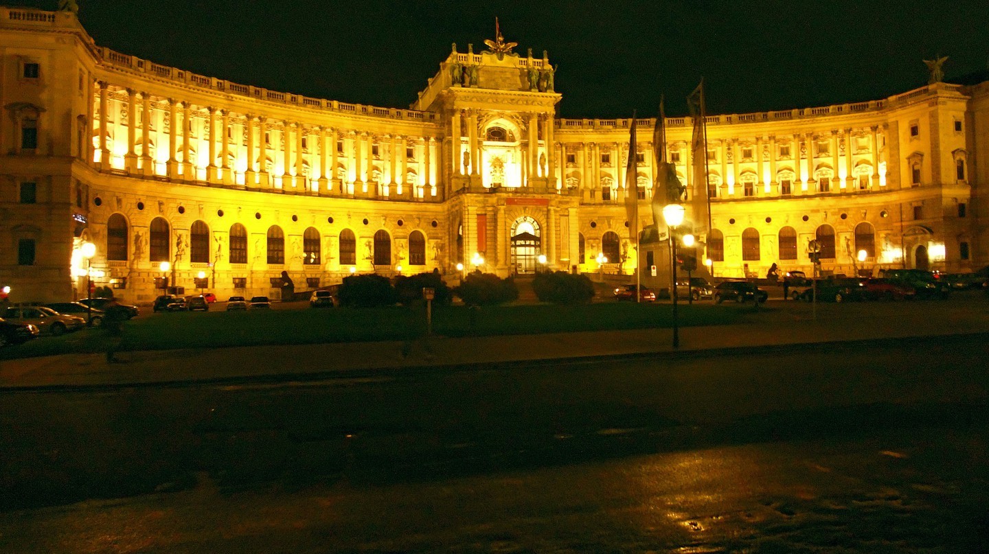 Lược sử về Cung điện Hofburg của Vienna