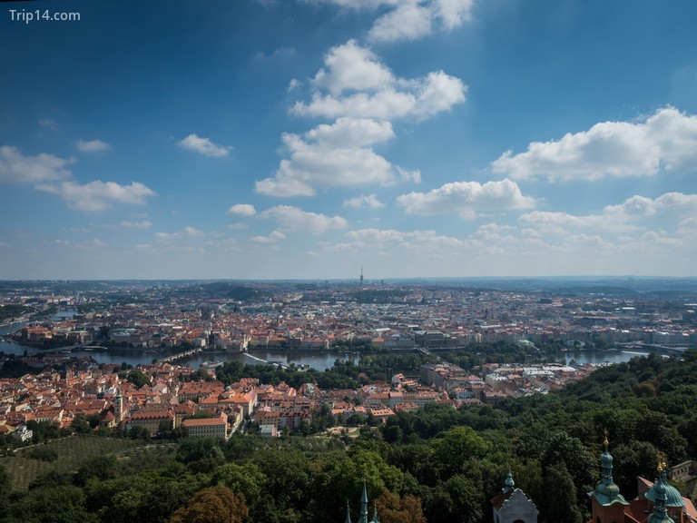 Quang cảnh từ Tháp Petřín