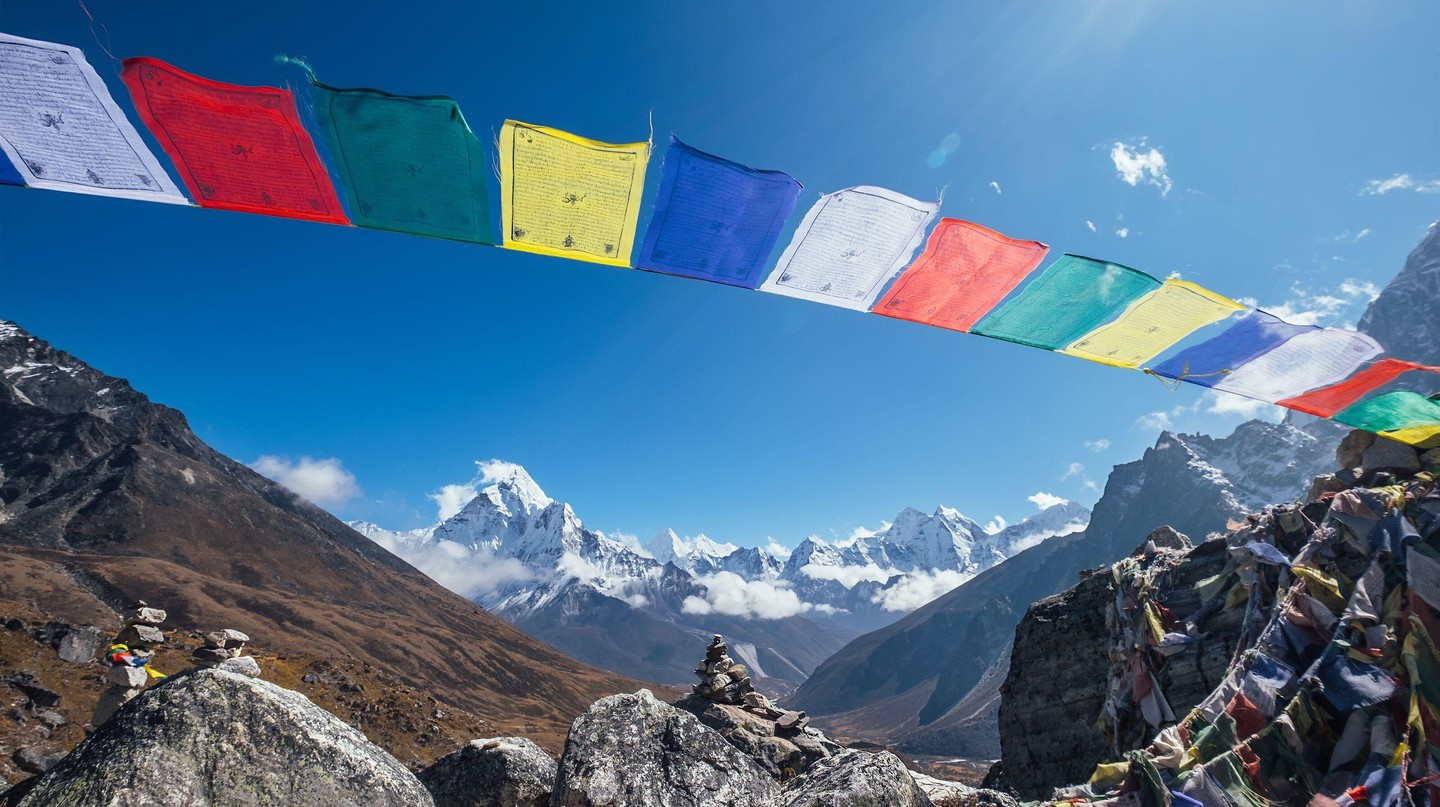 Là một quốc gia đa số theo đạo Hindu và một phần theo Phật giáo, có rất nhiều địa điểm linh thiêng để tham quan ở Nepal | © Creative Photo Team / Alamy Stock Photo