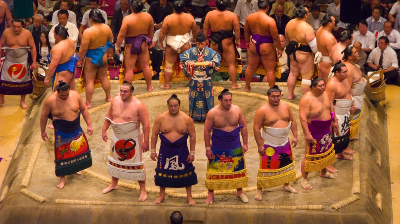 12 đô vật Sumo nổi tiếng nhất Nhật Bản