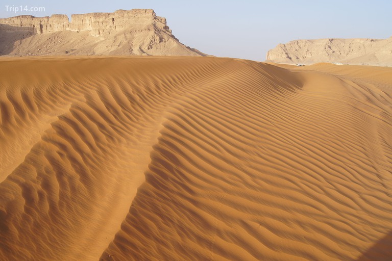 Cồn cát tại bãi cát đỏ, Riyadh, Vương quốc Ả Rập Saudi. - Trip14.com