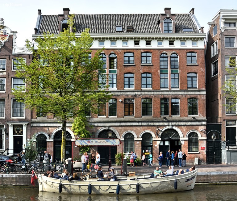 De Wallen là khu phố cổ nhất ở Amsterdam - Trip14.com