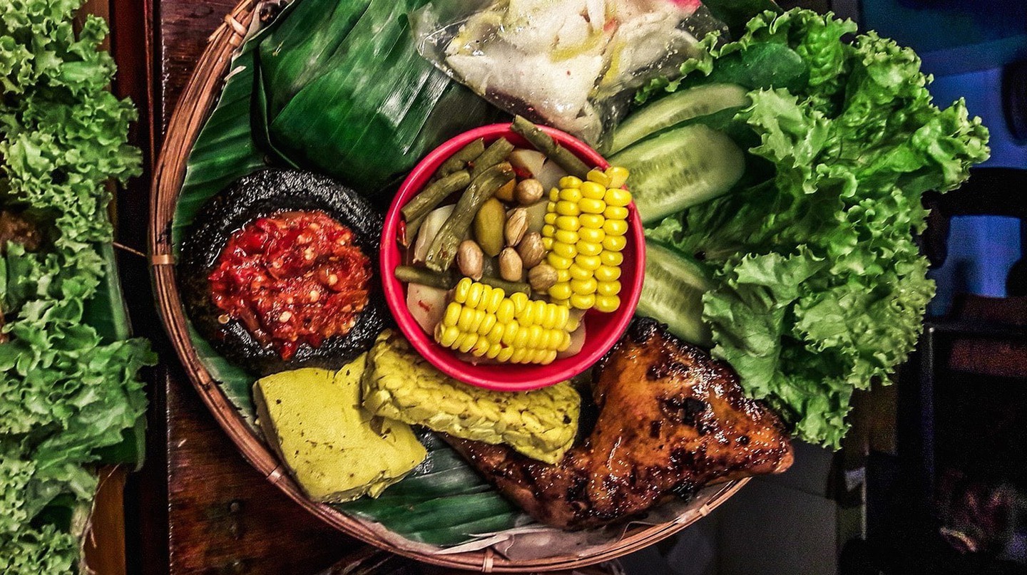 Một bữa ăn Indonesia hoàn chỉnh | © keem1201 / Pixabay