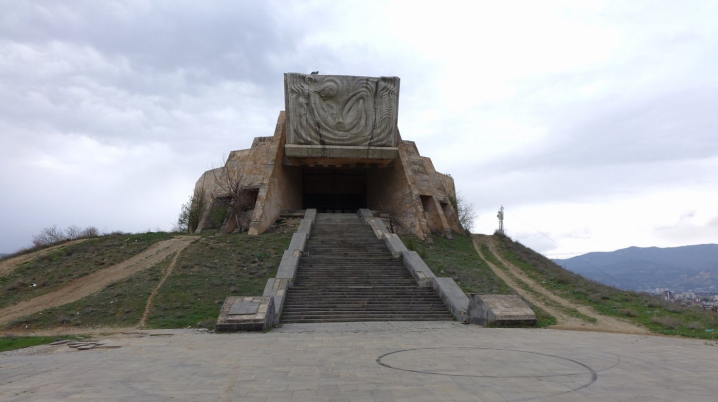 Những công trình kiến trúc mang phong cách Xô viết ở thành phố Tbilisi