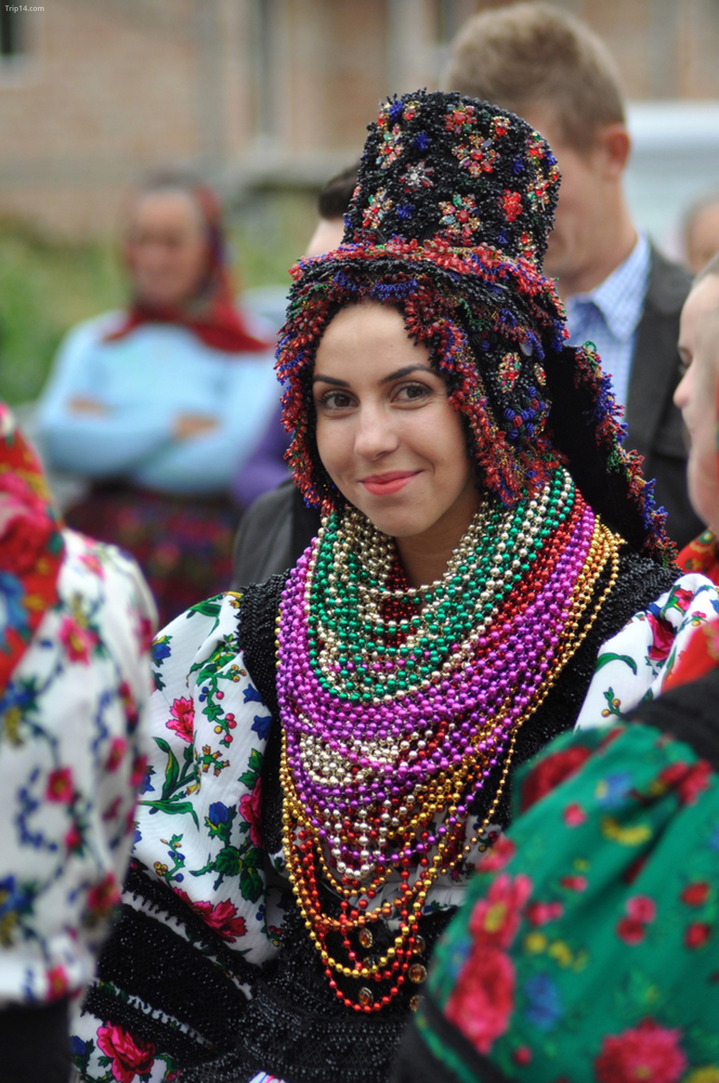  Trang phục truyền thống Romania