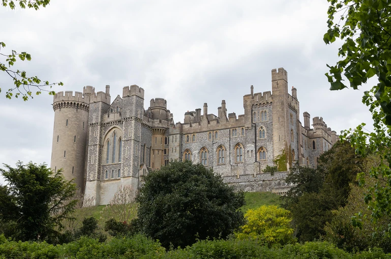 Những lâu đài thời trung cổ đẹp nhất thế giới - Ảnh 6
